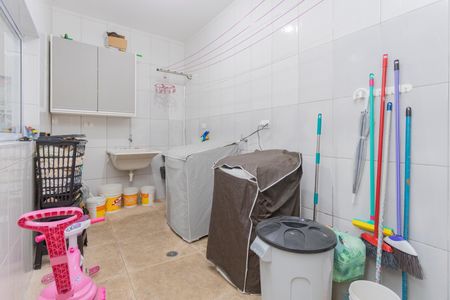 Casa para alugar com 250m², 2 quartos e 2 vagasÁrea de Serviço