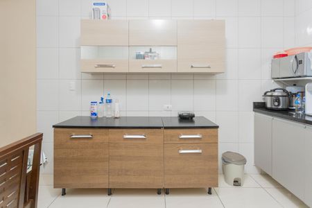 Casa para alugar com 250m², 2 quartos e 2 vagasCozinha