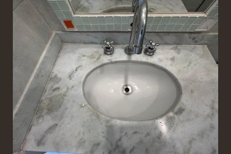 Apartamento para alugar com 95m², 3 quartos e 2 vagasBanheiro Social