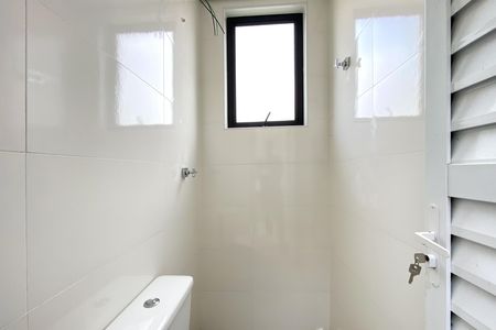 Apartamento à venda com 155m², 3 quartos e 3 vagas Apartamento à venda com 155m², 3 quartos e 3 vagasBanheiro externo da cobertura