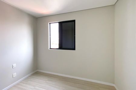 Apartamento à venda com 155m², 3 quartos e 3 vagas Apartamento à venda com 155m², 3 quartos e 3 vagasQuarto 2