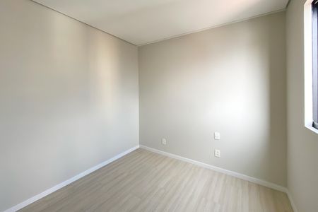 Apartamento à venda com 155m², 3 quartos e 3 vagas Apartamento à venda com 155m², 3 quartos e 3 vagasQuarto 2