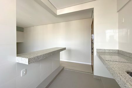 Apartamento à venda com 155m², 3 quartos e 3 vagas Apartamento à venda com 155m², 3 quartos e 3 vagasCozinha
