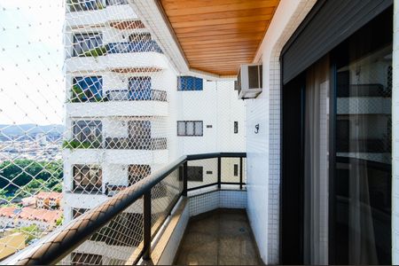 Apartamento para alugar com 200m², 3 quartos e 4 vagasVaranda da Suíte 3