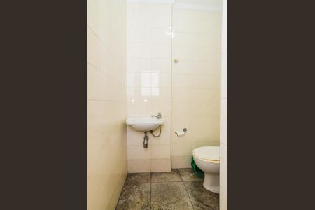 Apartamento para alugar com 200m², 3 quartos e 4 vagasÁrea de Serviço - Banheiro de Serviço