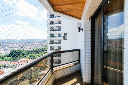 Apartamento para alugar com 200m², 3 quartos e 4 vagasVaranda da Sala