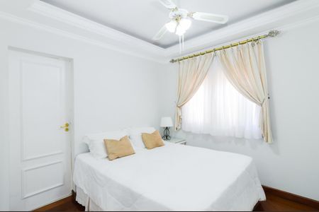 Apartamento para alugar com 200m², 3 quartos e 4 vagasSuíte 1