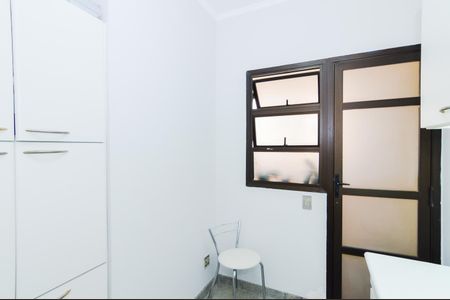 Apartamento para alugar com 200m², 3 quartos e 4 vagasÁrea de Serviço - Quarto de Serviço 