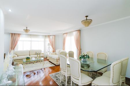 Apartamento para alugar com 200m², 3 quartos e 4 vagasSala