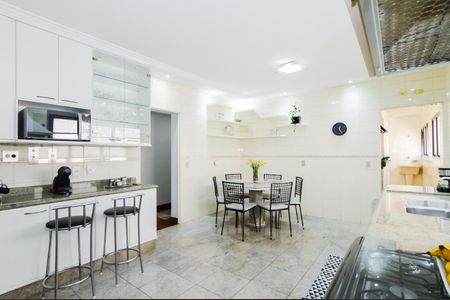 Apartamento para alugar com 200m², 3 quartos e 4 vagasCozinha