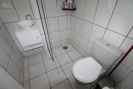 Banheiro de apartamento para alugar com 2 quartos, 48m² em Conjunto Residencial Trinta E Um de Marco, São José dos Campos