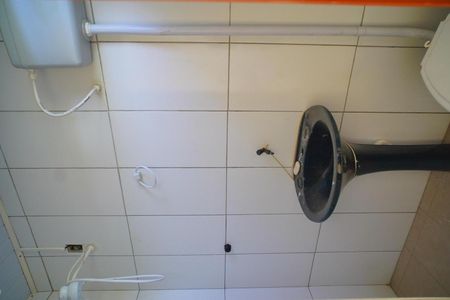 Banheiro  de apartamento para alugar com 2 quartos, 38m² em Santa Rosa de Lima, Porto Alegre
