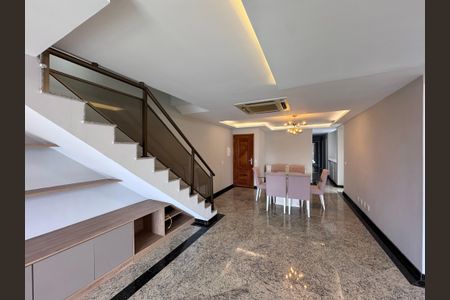 Apartamento para alugar com 450m², 5 quartos e 3 vagasSala