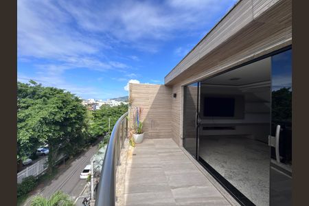 Apartamento para alugar com 450m², 5 quartos e 3 vagasVaranda