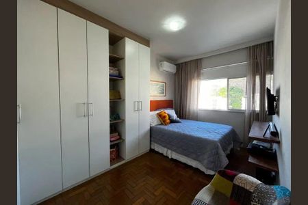 Apartamento à venda com 77m², 2 quartos e 1 vagaQuarto