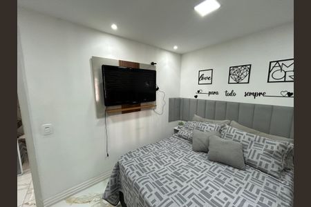 Quarto 1 de apartamento para alugar com 2 quartos, 45m² em Madureira, Rio de Janeiro