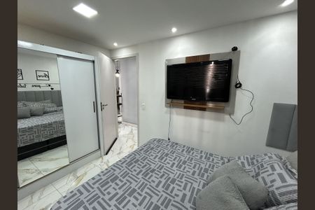Quarto 1 de apartamento para alugar com 2 quartos, 45m² em Madureira, Rio de Janeiro