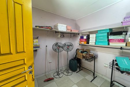 Casa à venda com 1365m², 3 quartos e sem vagaQuartinho