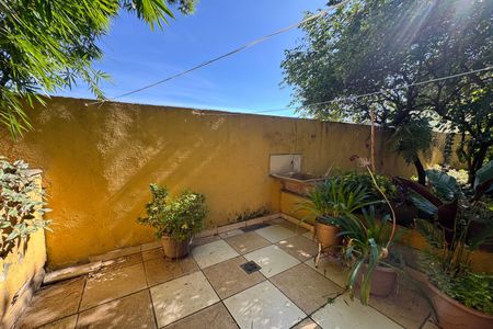 Casa à venda com 1365m², 3 quartos e sem vagaQuintal