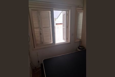 Quarto de apartamento à venda com 1 quarto, 30m² em Santana, Porto Alegre