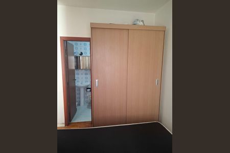 Quarto de apartamento à venda com 1 quarto, 30m² em Santana, Porto Alegre