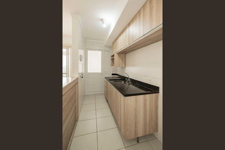 Apartamento para alugar com 70m², 2 quartos e 2 vagasCozinha