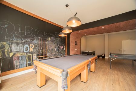 Apartamento para alugar com 70m², 2 quartos e 2 vagasÁrea comum - Salão de jogos