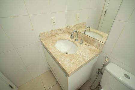Apartamento para alugar com 70m², 2 quartos e 2 vagasBanheiro da Suíte