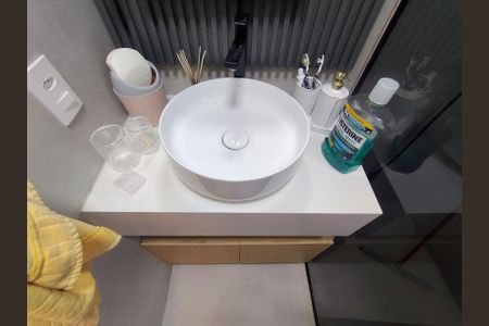 Apartamento à venda com 57m², 2 quartos e 2 vagasQuarto 1 - Suíte Banheiro 