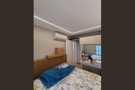 Apartamento à venda com 57m², 2 quartos e 2 vagasQuarto 2