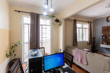 Casa à venda com 140m², 3 quartos e 1 vagaSala de jantar