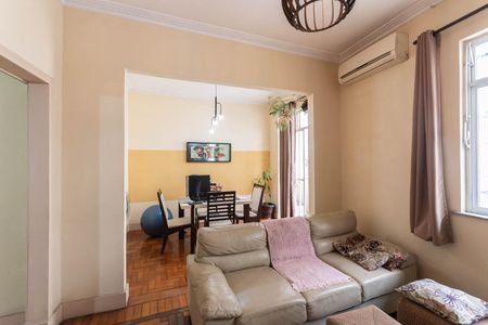 Sala de estar de casa à venda com 3 quartos, 140m² em Imperial de São Cristóvão, Rio de Janeiro