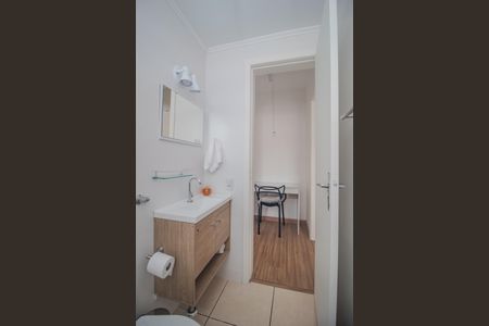 Apartamento para alugar com 38m², 1 quarto e sem vaga Apartamento para alugar com 38m², 1 quarto e sem vagaBanheiro social
