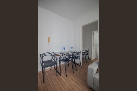 Sala de apartamento para alugar com 1 quarto, 38m² em Jardim Botânico, Porto Alegre