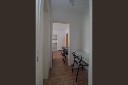 Apartamento para alugar com 38m², 1 quarto e sem vaga Apartamento para alugar com 38m², 1 quarto e sem vagaCorredor