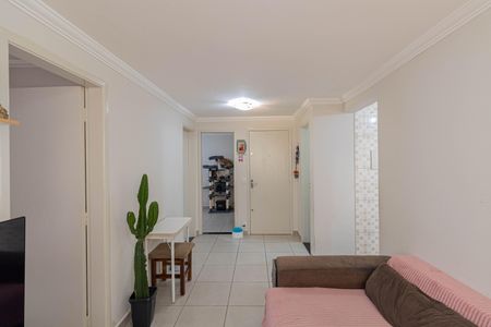 Sala de apartamento à venda com 3 quartos, 52m² em Itaquera, São Paulo