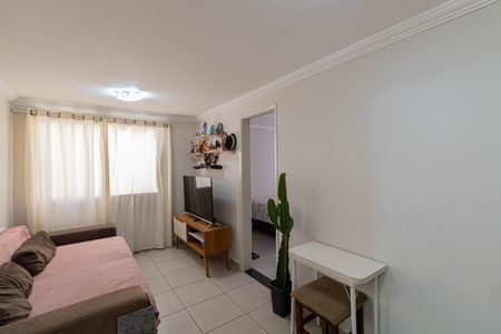 Sala de apartamento à venda com 3 quartos, 52m² em Itaquera, São Paulo