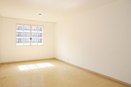 Apartamento para alugar com 85m², 2 quartos e 1 vagaSala