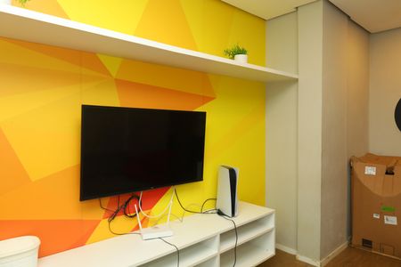 Apartamento para alugar com 43m², 2 quartos e sem vagaÁrea comum - Sala de jogos