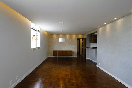 Apartamento à venda com 80m², 2 quartos e 1 vagaSala