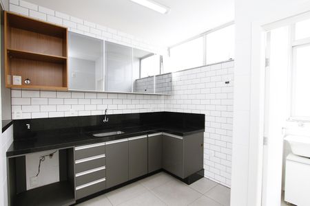 Apartamento à venda com 80m², 2 quartos e 1 vagaCozinha