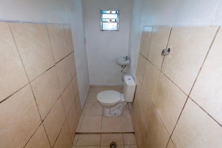 Casa para alugar com 85m², 2 quartos e sem vaga Casa para alugar com 85m², 2 quartos e sem vagaBanheiro