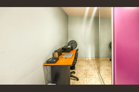 Casa à venda com 272m², 5 quartos e 2 vagasQuarto 2