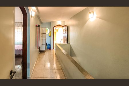 Casa à venda com 272m², 5 quartos e 2 vagasCorredor