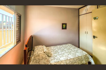 Casa à venda com 272m², 5 quartos e 2 vagasQuarto 3
