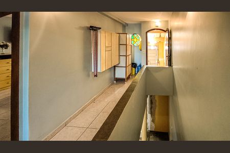 Casa à venda com 272m², 5 quartos e 2 vagasCorredor