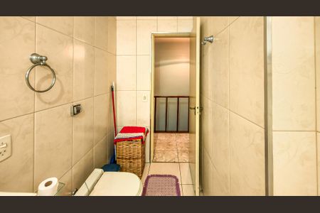 Casa à venda com 272m², 5 quartos e 2 vagasBanheiro