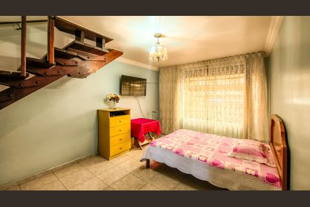 Sala de casa à venda com 5 quartos, 272m² em Jardim Rosalina, São Paulo