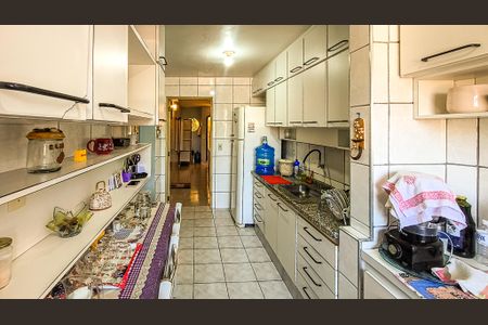 Casa à venda com 272m², 5 quartos e 2 vagasCozinha