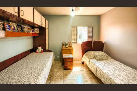 Casa à venda com 272m², 5 quartos e 2 vagasQuarto 3